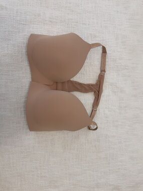 Victoria's Secret Smooth T-Shirt Bra in Nude Brown